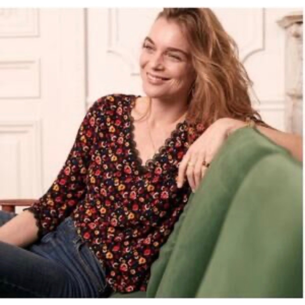 Sezane Floral Lace Trim V-Neck Blouse Black Multi Button Back 3/4 Sleeve Size 36